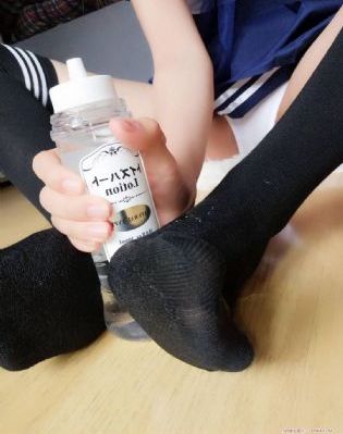 女人18级毛片久久级毛片免费_高清完整版免费全集免费观看