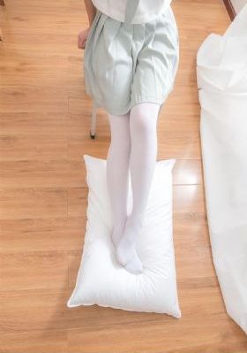 女人扒开腿让男人桶出白浆_1080P免费在线观看